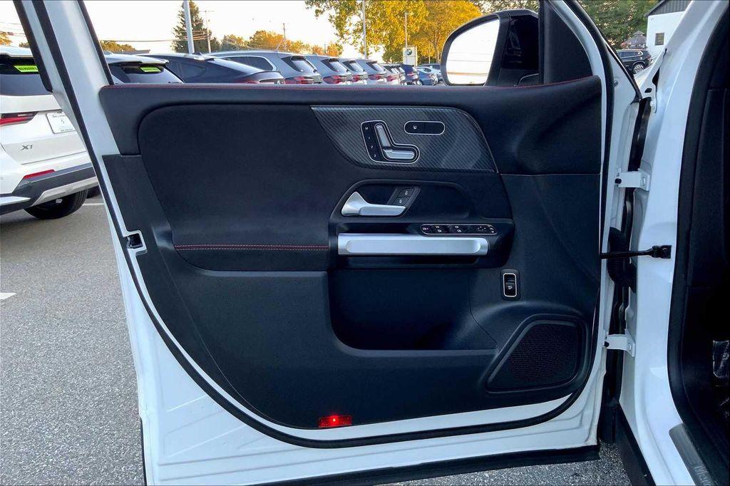 used 2021 Mercedes-Benz GLB 250 car, priced at $28,989