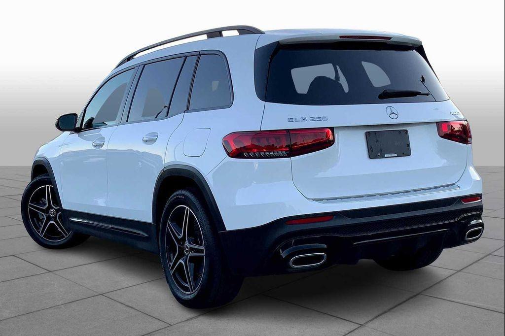 used 2021 Mercedes-Benz GLB 250 car, priced at $28,989