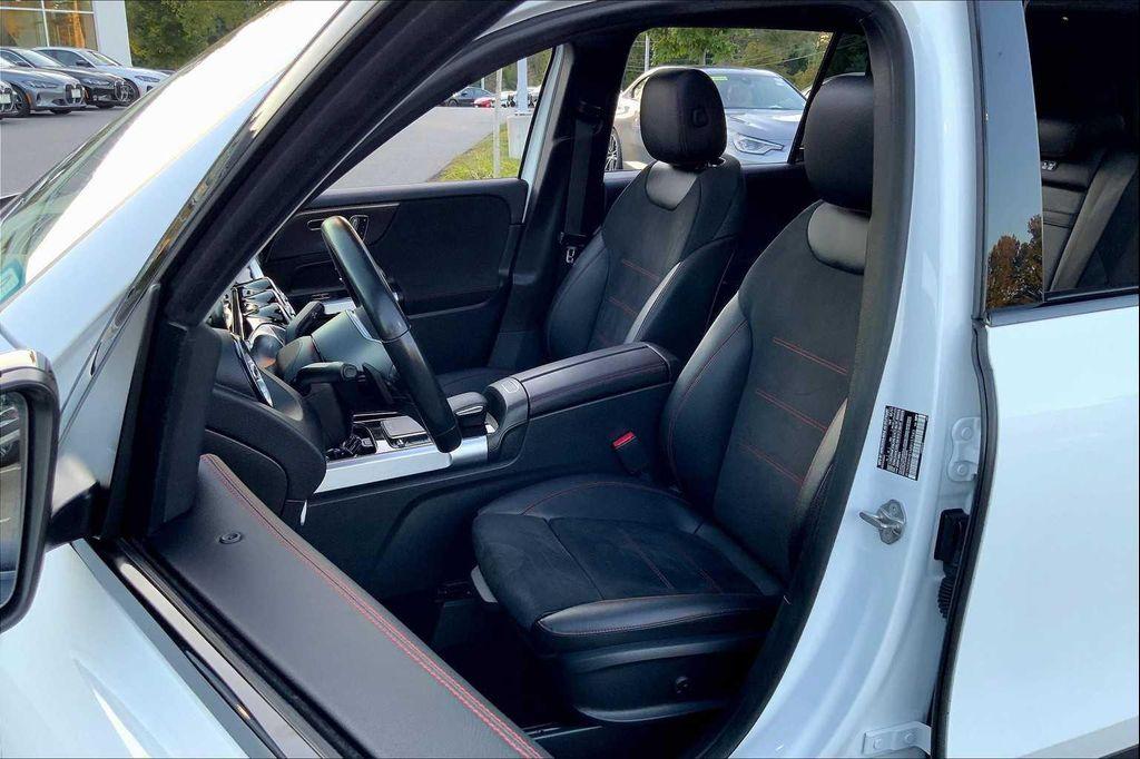 used 2021 Mercedes-Benz GLB 250 car, priced at $28,989