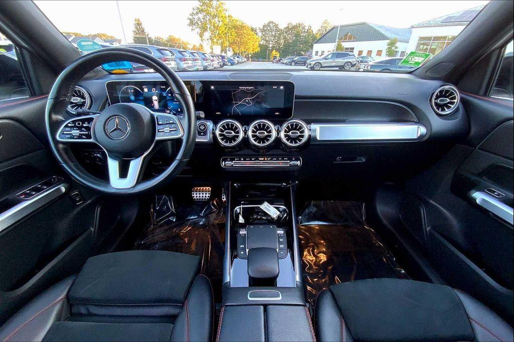 used 2021 Mercedes-Benz GLB 250 car, priced at $28,989