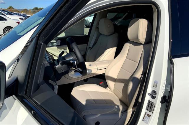 new 2025 Mercedes-Benz GLS 450 car, priced at $97,430