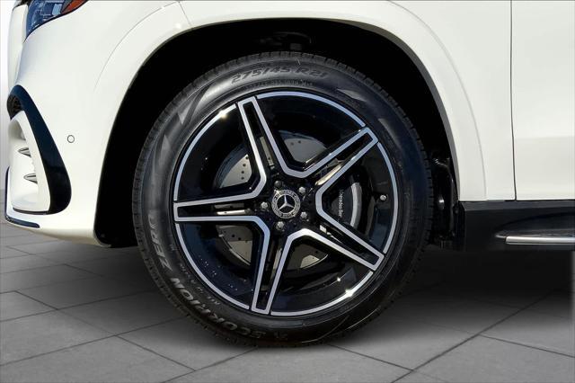 new 2025 Mercedes-Benz GLS 450 car, priced at $97,430