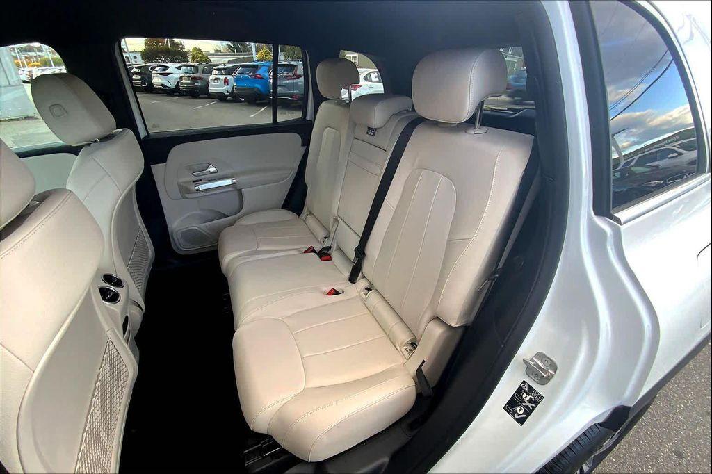 used 2025 Mercedes-Benz GLB 250 car, priced at $44,143