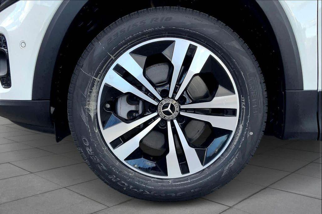 used 2025 Mercedes-Benz GLB 250 car, priced at $44,143