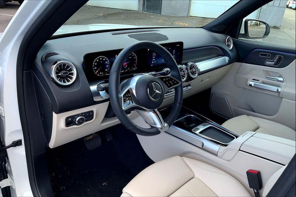 used 2025 Mercedes-Benz GLB 250 car, priced at $44,143