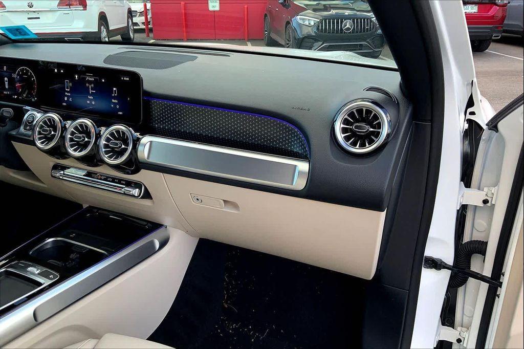 used 2025 Mercedes-Benz GLB 250 car, priced at $44,143