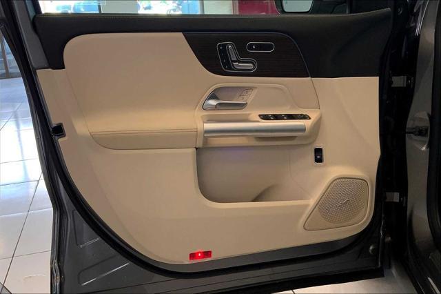 used 2025 Mercedes-Benz GLA 250 car, priced at $41,998