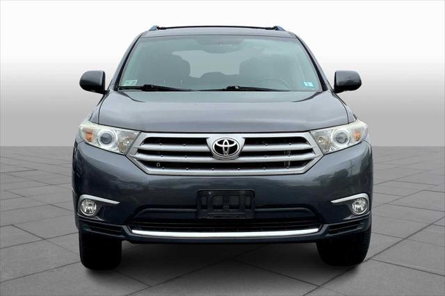 used 2013 Toyota Highlander car, priced at $14,926