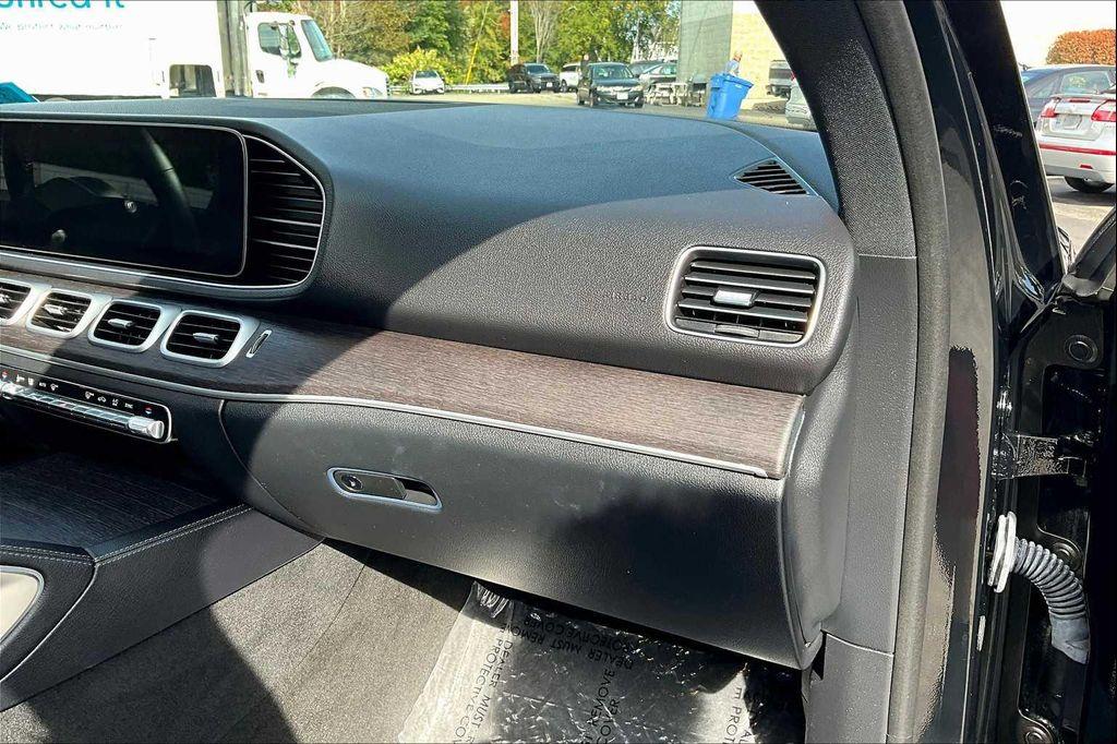 used 2022 Mercedes-Benz GLE 450 car, priced at $51,989