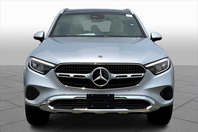 new 2025 Mercedes-Benz GLC 300 car, priced at $58,970