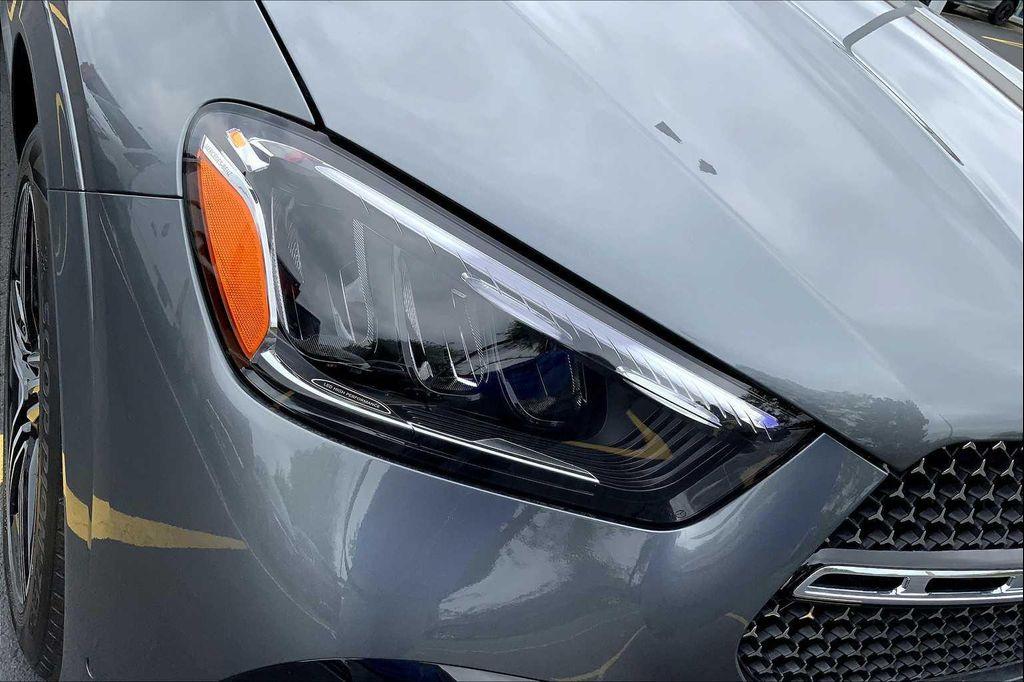 new 2025 Mercedes-Benz GLE 580 car, priced at $96,045