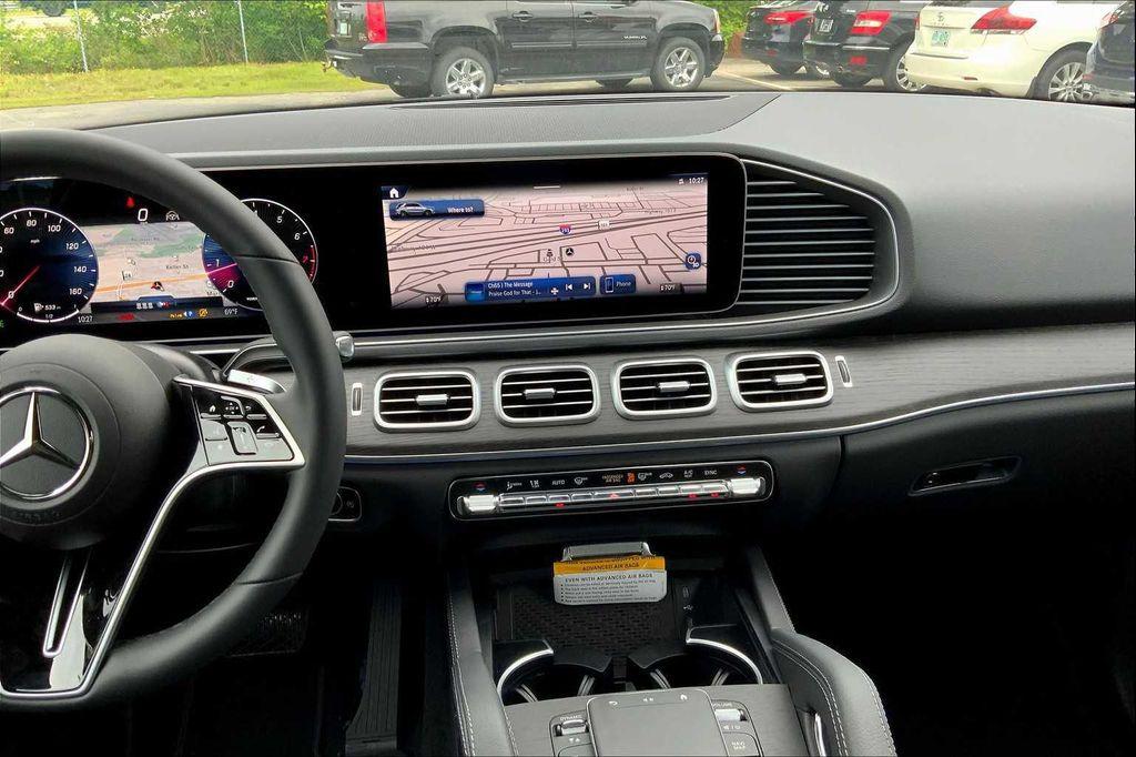 new 2025 Mercedes-Benz GLE 580 car, priced at $96,045