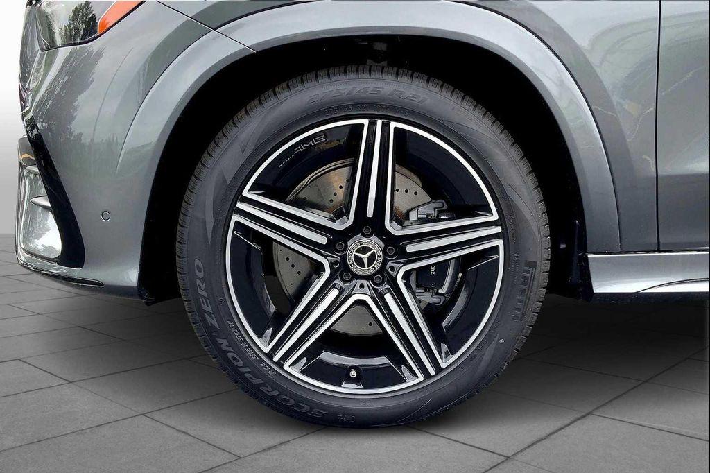 new 2025 Mercedes-Benz GLE 580 car, priced at $96,045