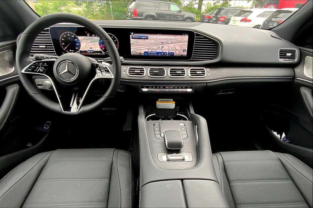 new 2025 Mercedes-Benz GLE 580 car, priced at $96,045