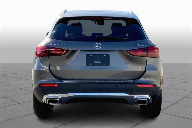 new 2025 Mercedes-Benz GLA 250 car, priced at $52,360