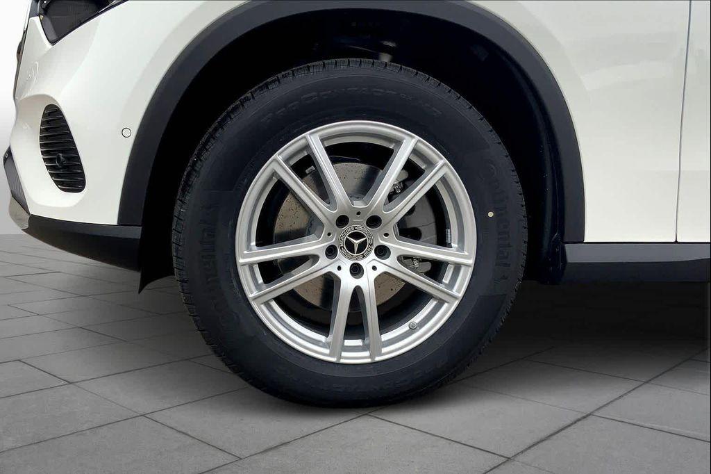 new 2026 Mercedes-Benz GLC 300 car, priced at $56,935