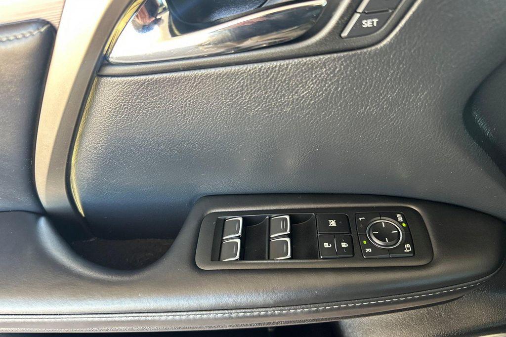 used 2019 Lexus RX 450h car, priced at $37,998