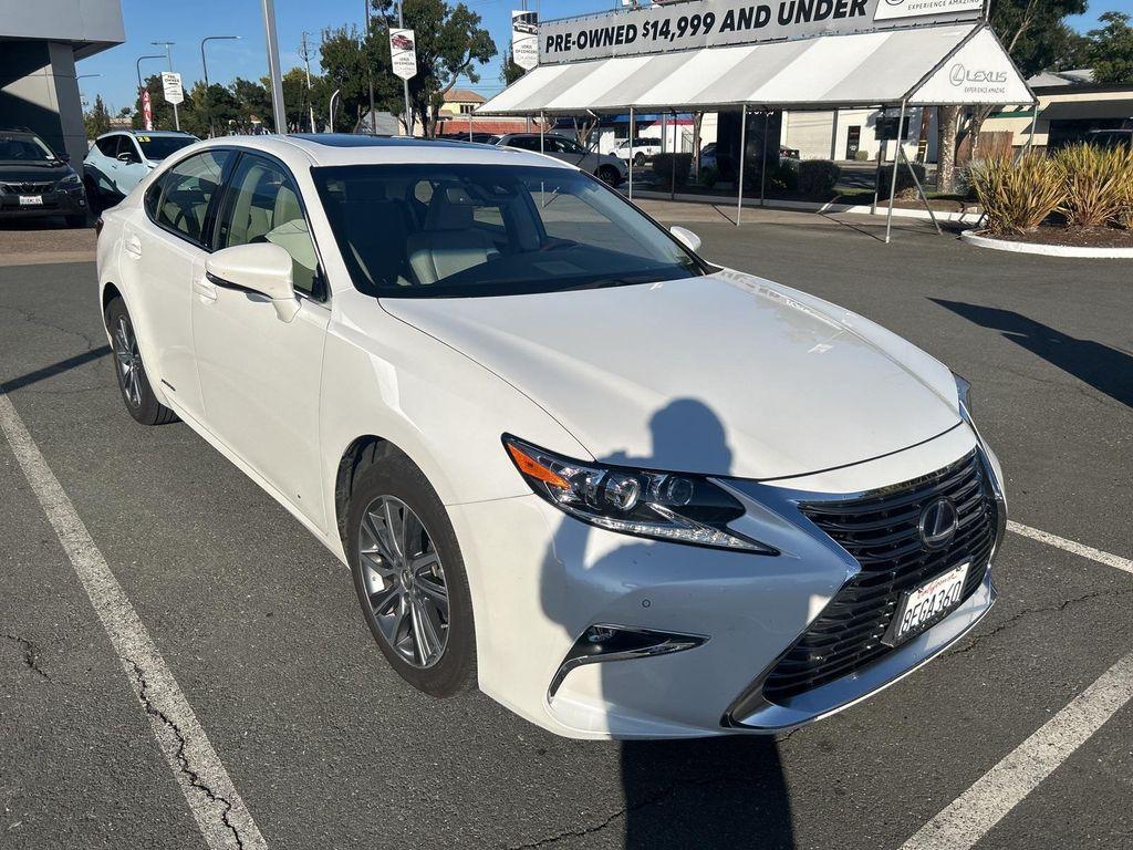 used 2018 Lexus ES 300h car, priced at $27,998