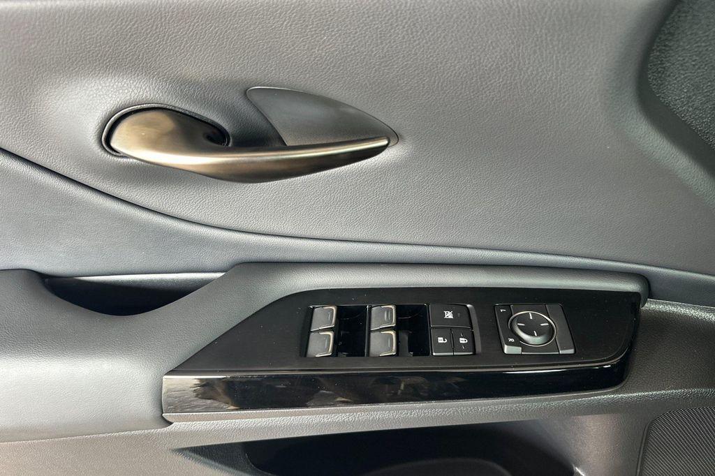 used 2025 Lexus ES 350 car, priced at $42,998