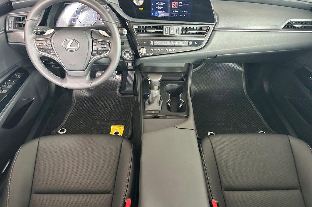 used 2025 Lexus ES 350 car, priced at $42,998