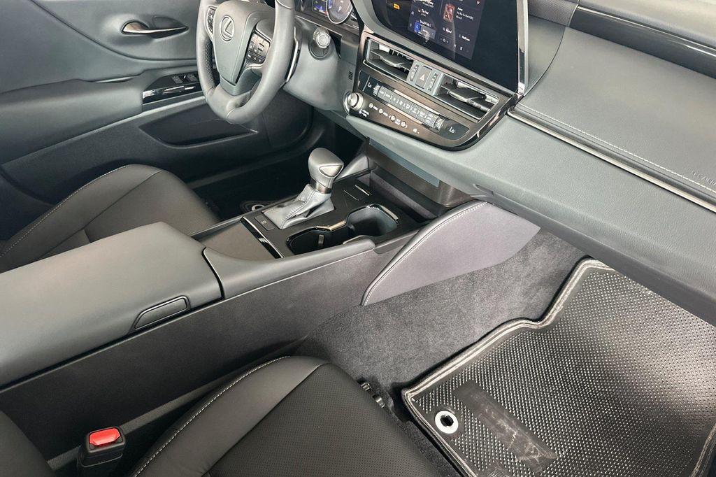 used 2025 Lexus ES 350 car, priced at $42,998