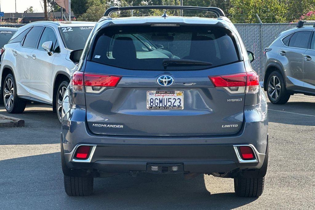 used 2019 Toyota Highlander Hybrid car, priced at $23,998