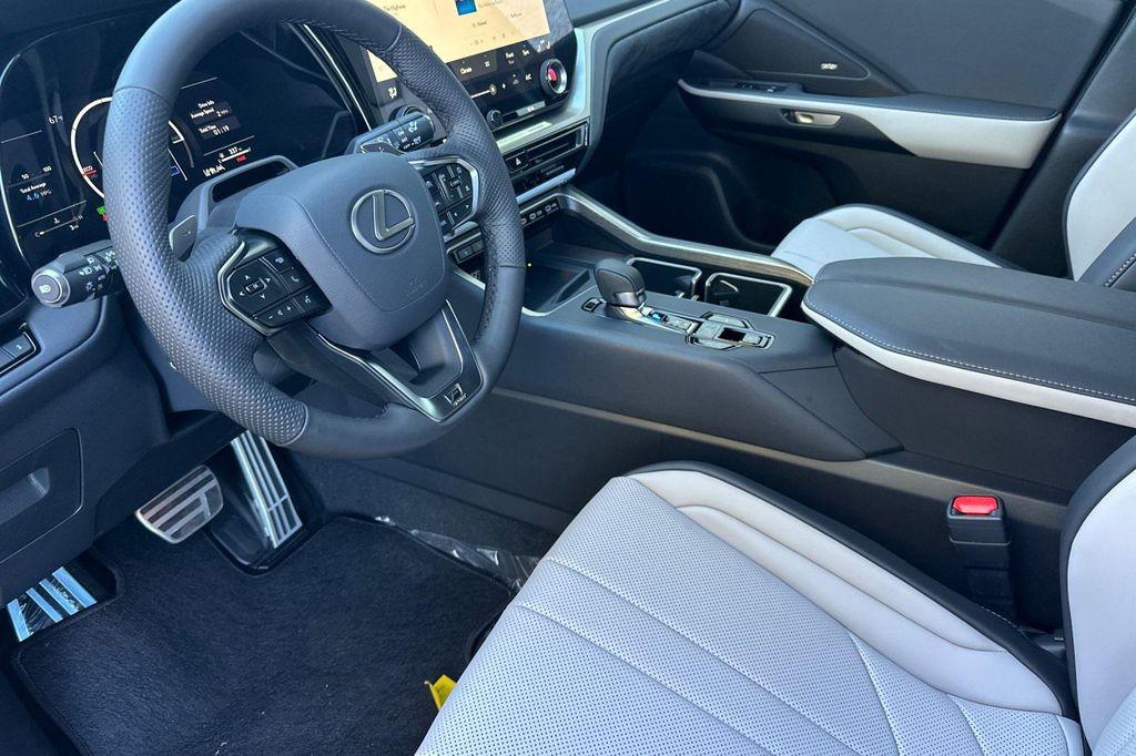 new 2026 Lexus TX 500h car, priced at $76,398