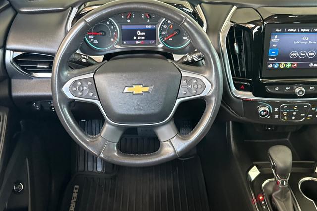 used 2021 Chevrolet Traverse car, priced at $27,998