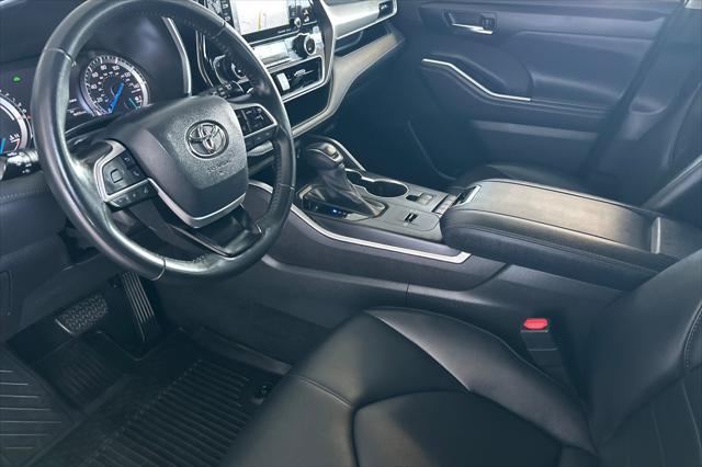 used 2022 Toyota Highlander Hybrid car, priced at $34,788