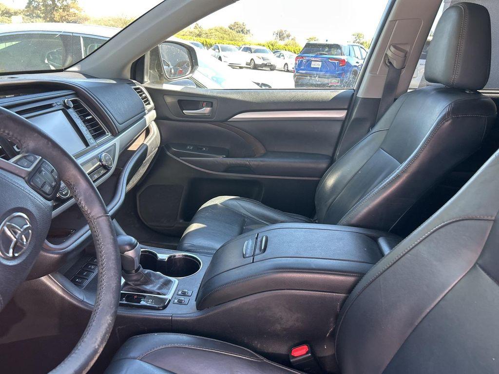 used 2015 Toyota Highlander car, priced at $17,588