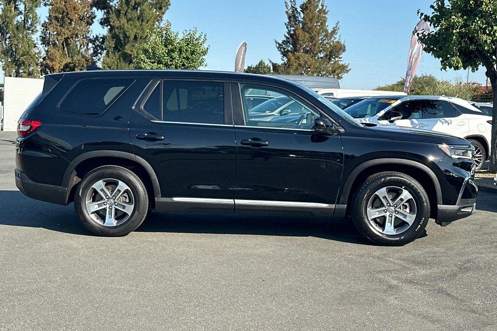 used 2023 Honda Pilot car, priced at $34,588