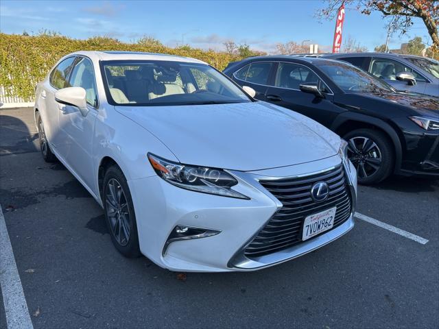 used 2017 Lexus ES 300h car, priced at $16,998