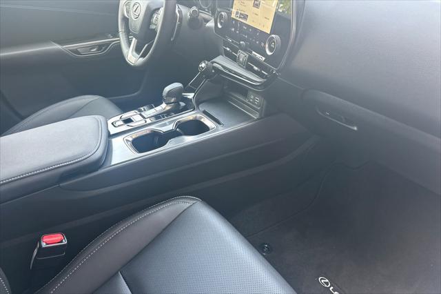 new 2025 Lexus NX 250 car, priced at $44,080
