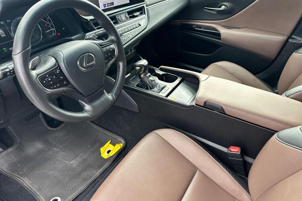 used 2024 Lexus ES 300h car, priced at $39,588