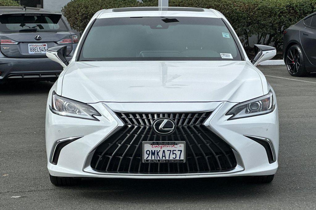used 2024 Lexus ES 300h car, priced at $39,588