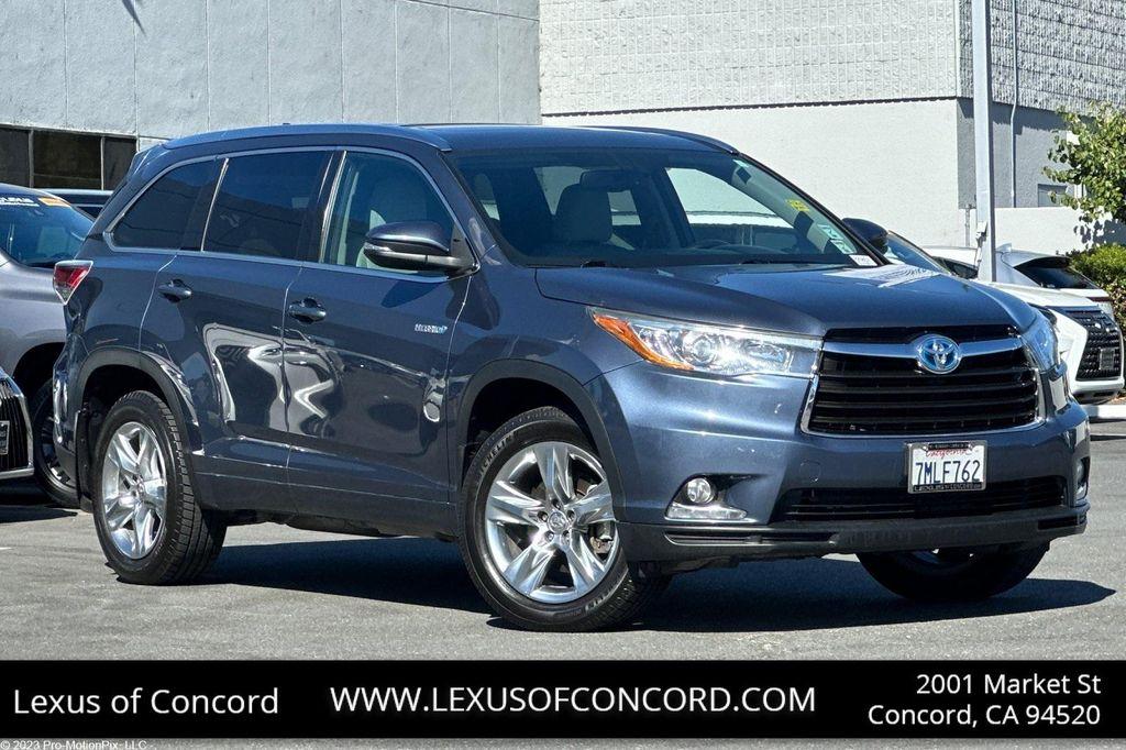 used 2015 Toyota Highlander Hybrid car, priced at $22,998
