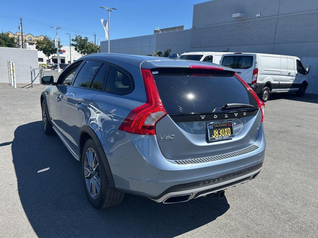 used 2018 Volvo V60 Cross Country car, priced at $19,998