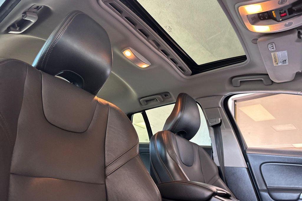 used 2018 Volvo V60 Cross Country car, priced at $19,288