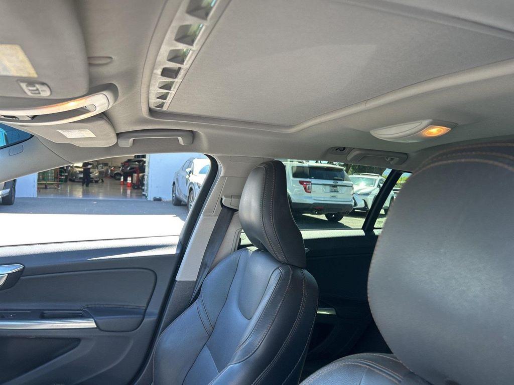 used 2018 Volvo V60 Cross Country car, priced at $19,998