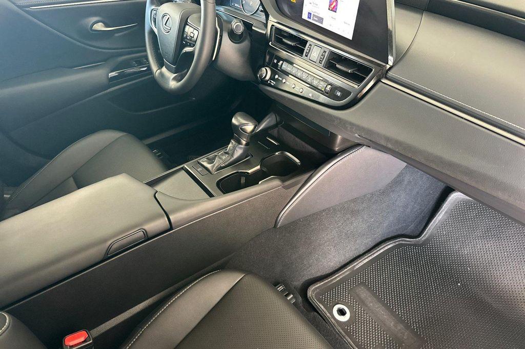 used 2024 Lexus ES 350 car, priced at $38,588