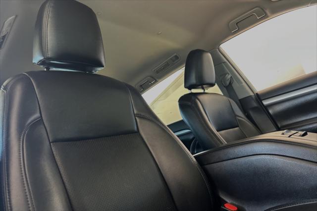 used 2019 Toyota Highlander car, priced at $24,588