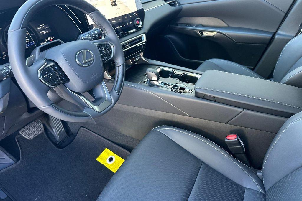 new 2025 Lexus RX 350 car, priced at $60,275