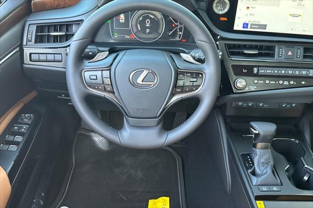new 2025 Lexus ES 300h car, priced at $50,899