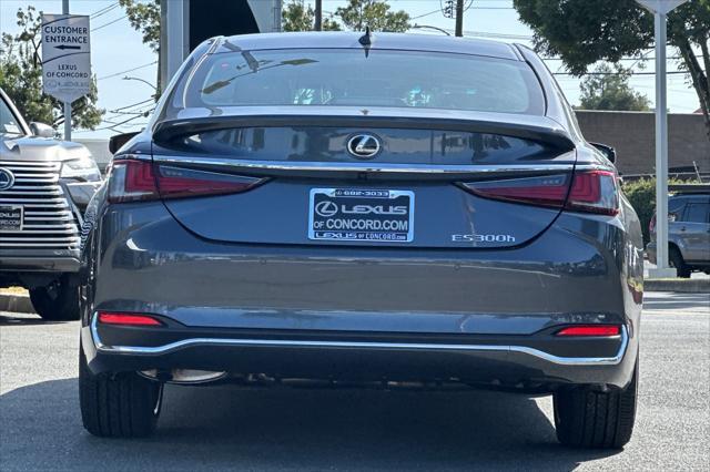 new 2025 Lexus ES 300h car, priced at $50,899