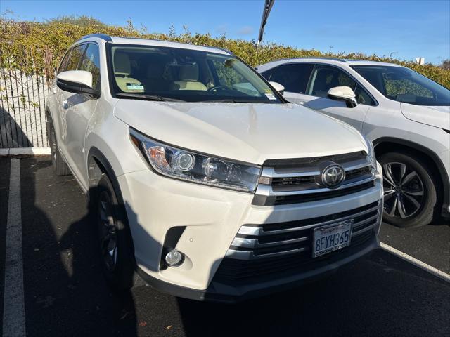 used 2018 Toyota Highlander car, priced at $29,998