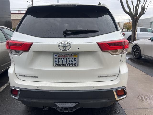 used 2018 Toyota Highlander car, priced at $29,998