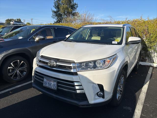 used 2018 Toyota Highlander car, priced at $29,998