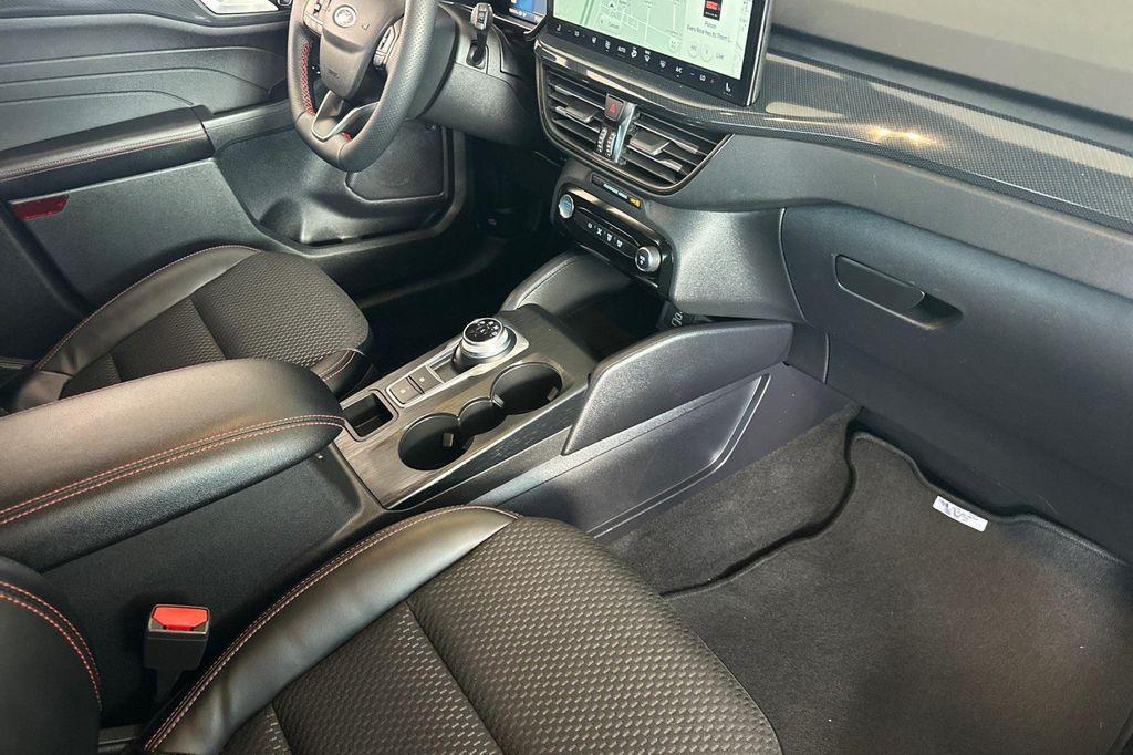 used 2024 Ford Escape car, priced at $28,788