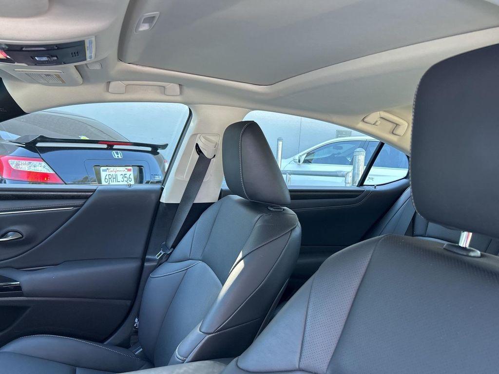 used 2025 Lexus ES 300h car, priced at $44,998