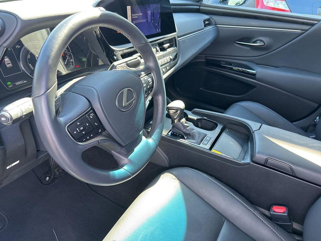 used 2025 Lexus ES 300h car, priced at $44,998